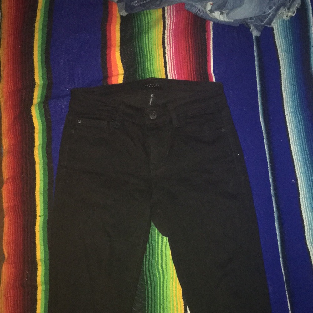 Black skinny ankle jeans